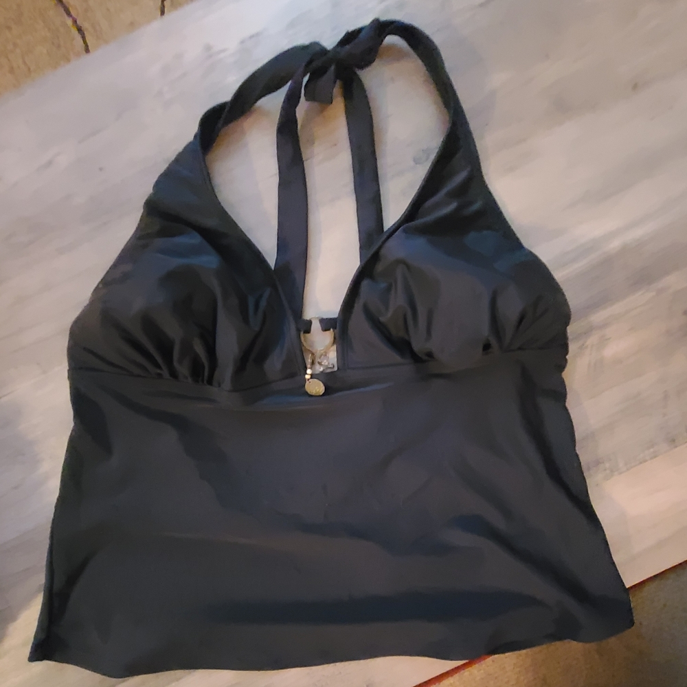 Sand-n-Sun black bathing suit top